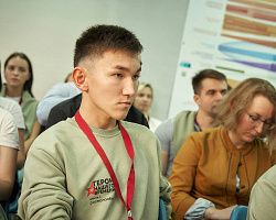 Студент АГПК стал участником Всероссийского патриотического форума «Герои нашего времени»