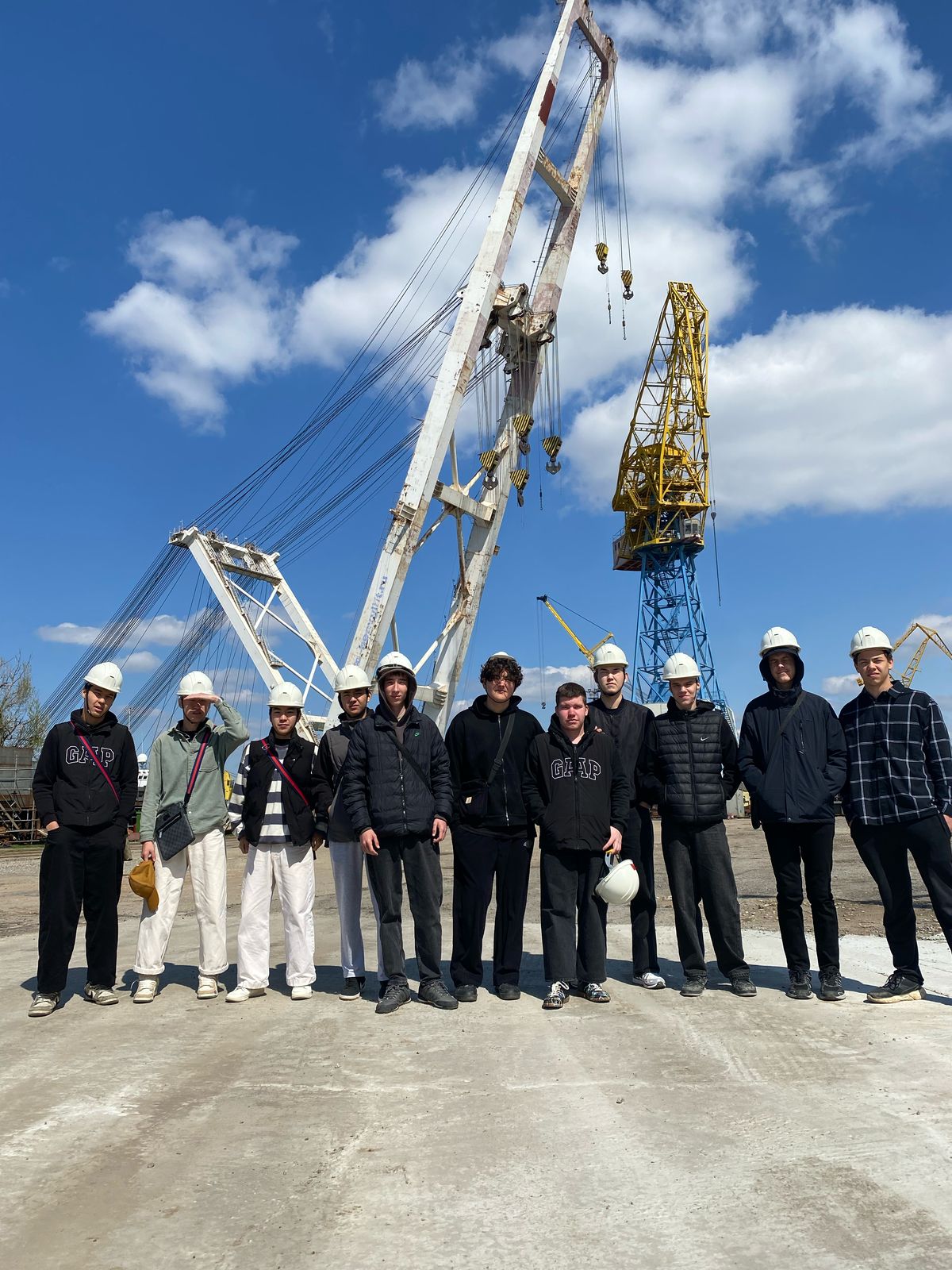 Что нужно знать, чтобы строить корабли: студенты СП-1209 на практике в ЮЦСС!