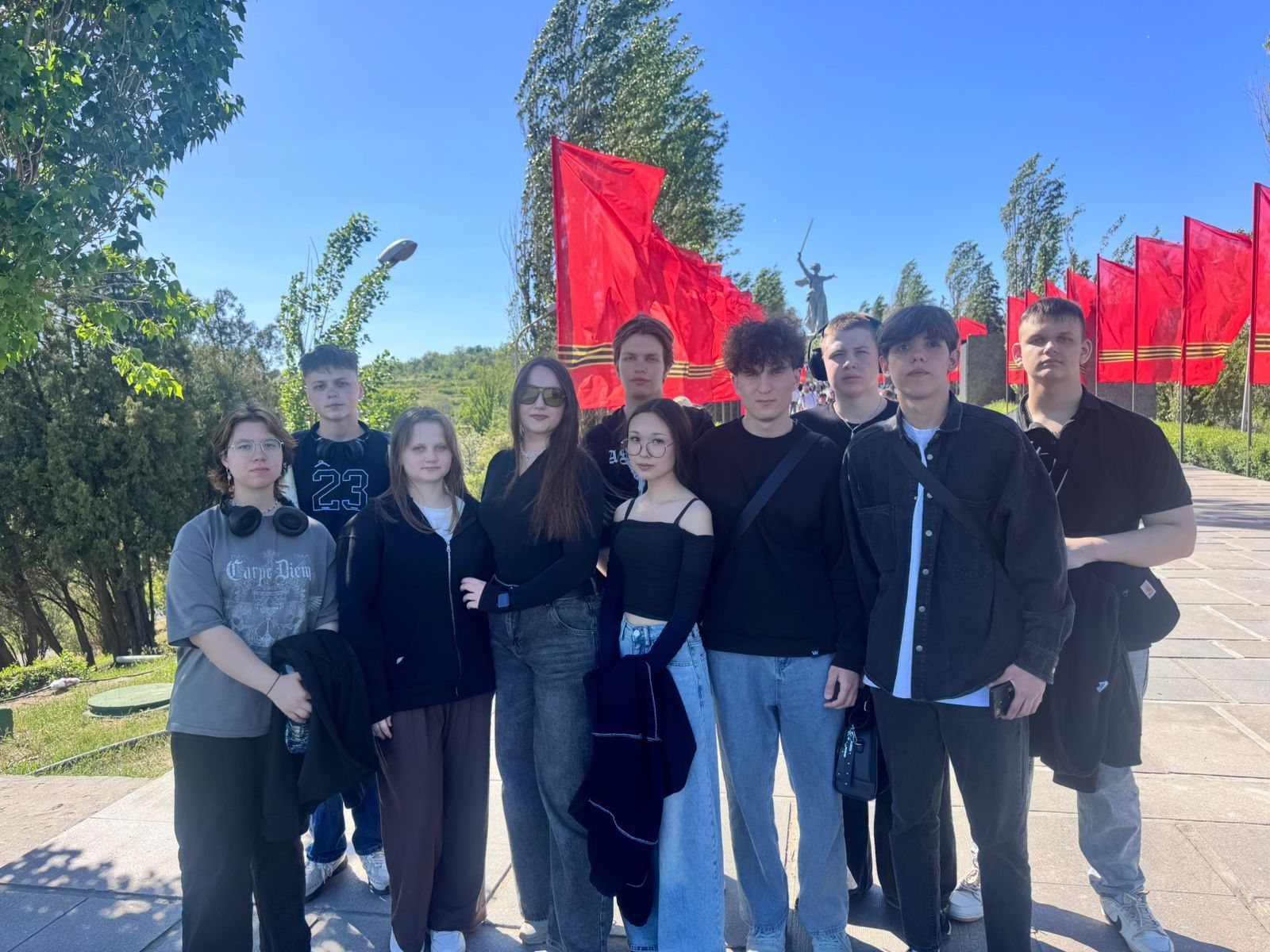 По местам боёв и сражений