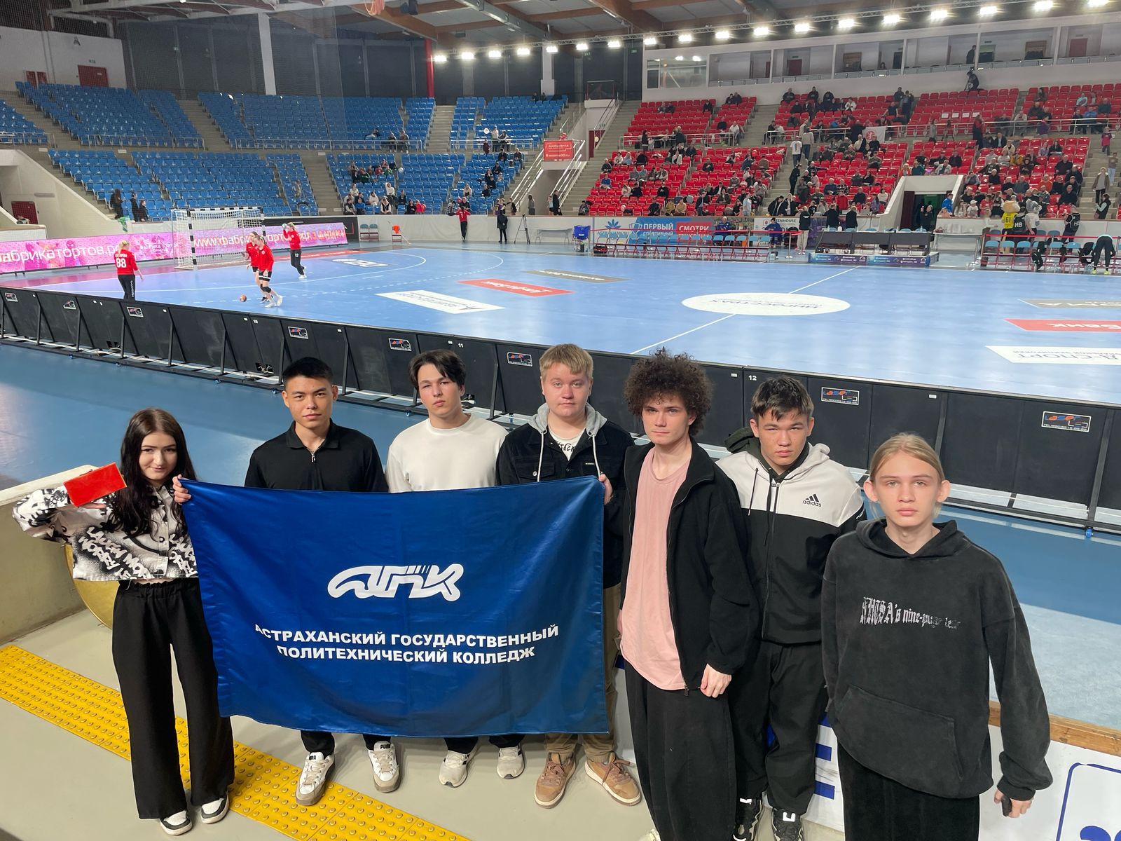 Студенты ИТЭП – болельщики ГК «Астраханочка»!
