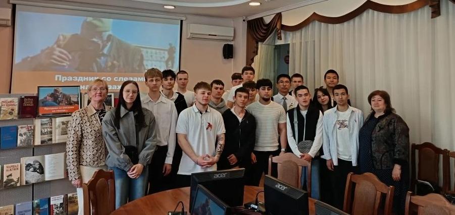 Студенты механического отделения АГПК приняли участие в патриотическом мероприятии «Со слезами на глазах…»