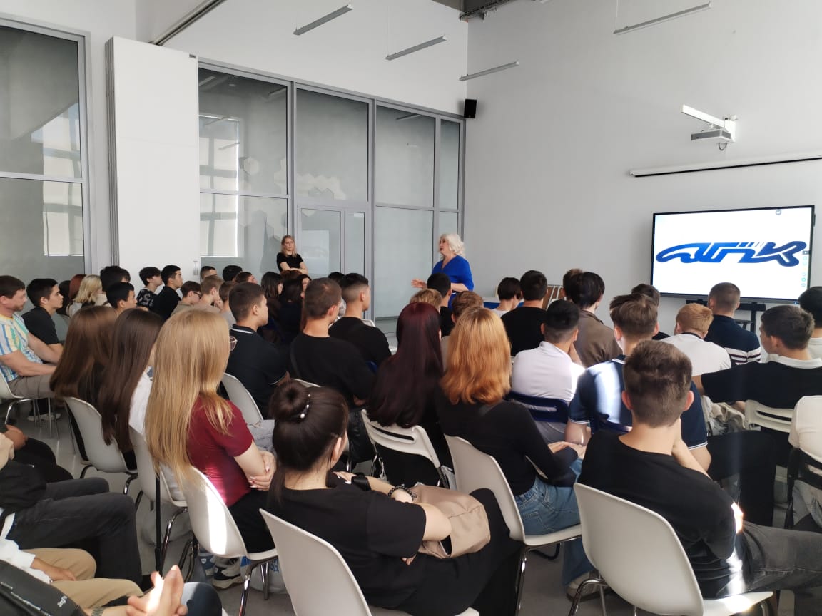 Профилактика наркомании среди студентов - важный диалог с представителем наркоконтроля 