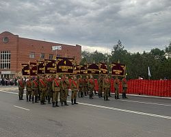 Володарские студенты приняли участие в Параде Победы