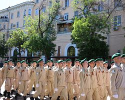 Патриотический клуб АГПК «Наследники Победы» принял участие в параде в честь Дня Победы