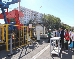 Астраханские школьники посетили мастерскую «Добыча нефти и газа» в рамках дней профориентации