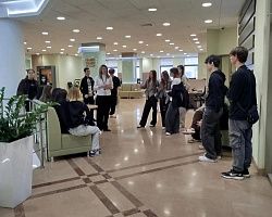 Студенты АГПК познакомились с работой Сбербанка