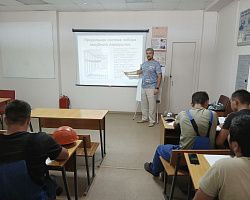 В АГПК стартовала реализация федерального проекта «Активные меры содействия занятости» национального проекта «Кадры»