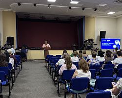 Преподаватели АГПК познакомились с возможностями искусственного интеллекта в образовании
