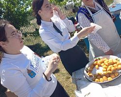Студенты АГПК приняли участие в качестве волонтеров в  масштабном празднике «Жайлау той»