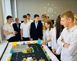 В АГПК продолжается насыщенная профориентационная работа со школьниками!