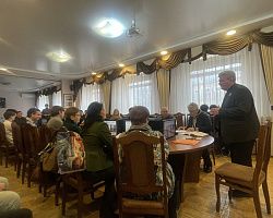 Студенты СТИД познакомились с творчеством астраханских поэтесс на презентации поэтических сборников