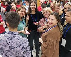 Студенты и преподаватели АГПК участвуют во Всероссийском форуме «Команда ПРОФИ»