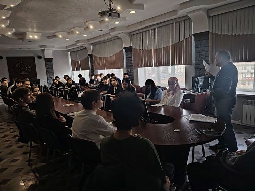 Студенты АГПК обсудили ценность жизни на встречах с психологом