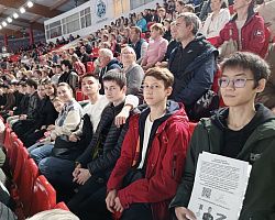 Студенты и преподаватели механического отделения АГПК посетили матч команды «Астраханочка» 