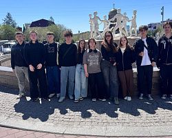 По местам боёв и сражений