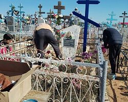 Студенты Володарского филиала приняли участие в акции по облагораживанию мест захоронений ветеранов ВОВ