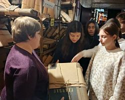  Студенты ИТЭП посетили Государственный архив Астраханской области