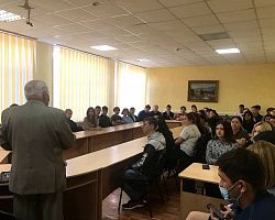 Студенты Харабалинского филиала стали участниками круглого стола, посвященного Дню защитника Отечества