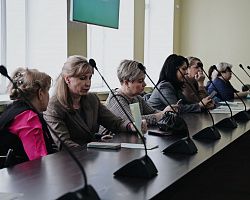 Астраханские педагоги-навигаторы проекта «Билет в будущее» награждены почетными грамотами регионального министерства образования 
