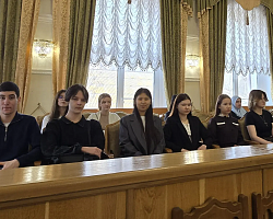 Лекция о самомотивации и целеполагании прошла в Думе Астраханской области