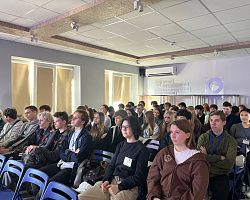 В преддверии Всемирного дня вторичной переработки отходов студенты АГПК встретились с экоактивистами «Астрасбор»