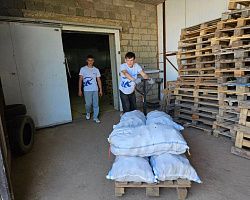 Студенты АГПК помогли в отправке гуманитарной помощи жителям Луганской Народной Республики 
