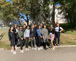 Студенты отделения сервисных технологий отпраздновали День города в Астраханском кремле