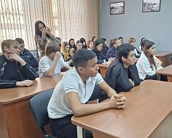 Студенты-юристы познакомились с работой транспортной полиции