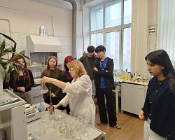 Студенты-экологи познакомились с работой Центра лабораторного анализа и технических измерений