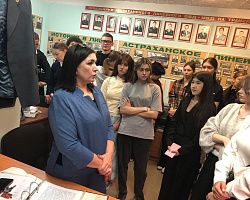 Будущие специалисты по праву знакомятся с деятельностью МВД на транспорте  