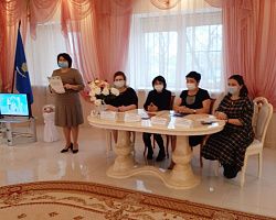 Студенты Володарского филиала АГПК приняли участие в работе круглого стола