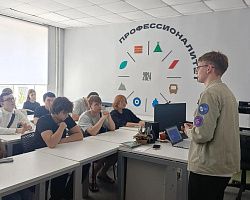 В АГПК продолжается обучение студентов-участников РСО
