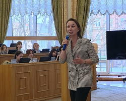 Лекция о самомотивации и целеполагании прошла в Думе Астраханской области