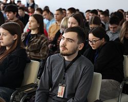 Диалог о карьере со студентами АГПК