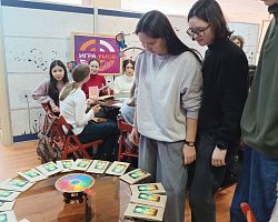 Студенты АГПК приняли участие в интеллектуально‑познавательной игре в библиотеке им. Н. К. Крупской